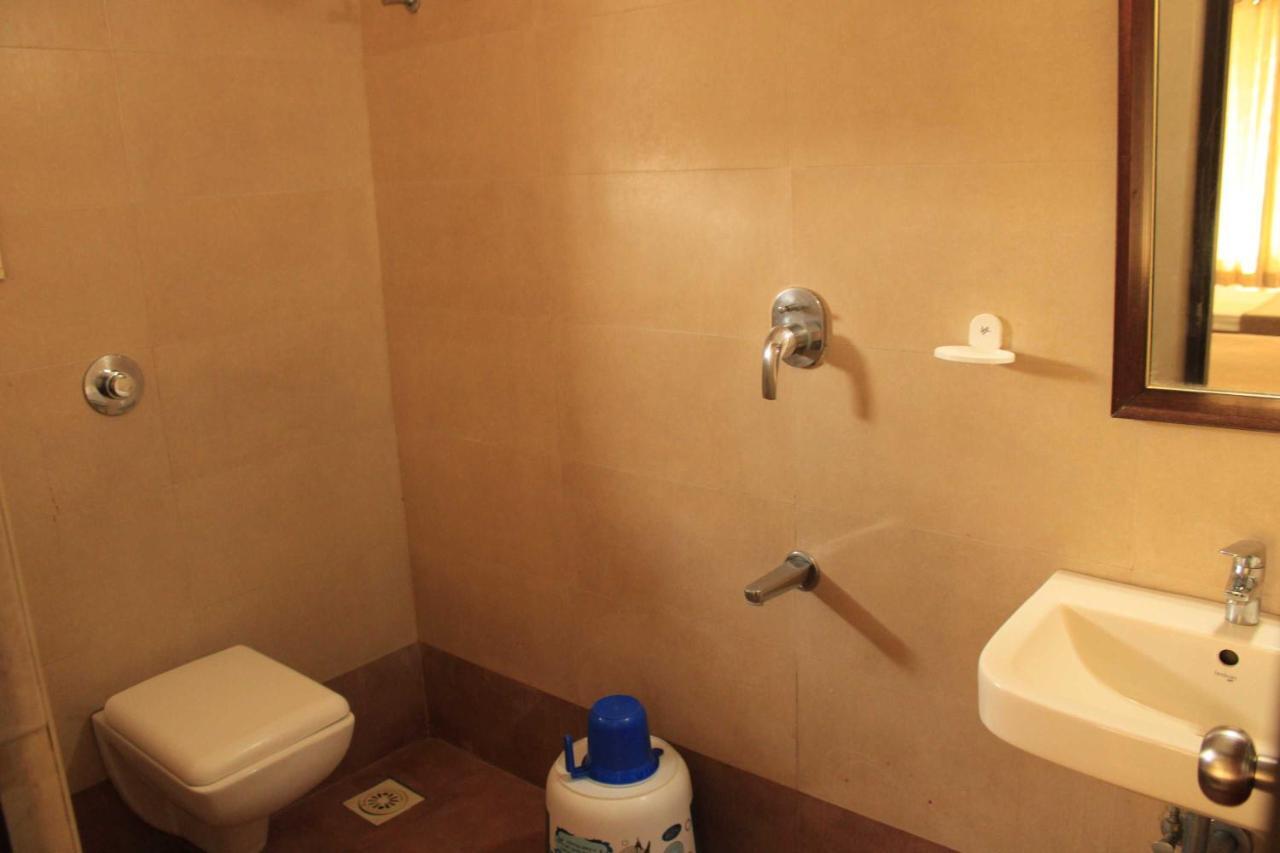 Hotel Venkadaramana Tower - Friendliness & Cleanliness Room Kumbakonam Exterior foto