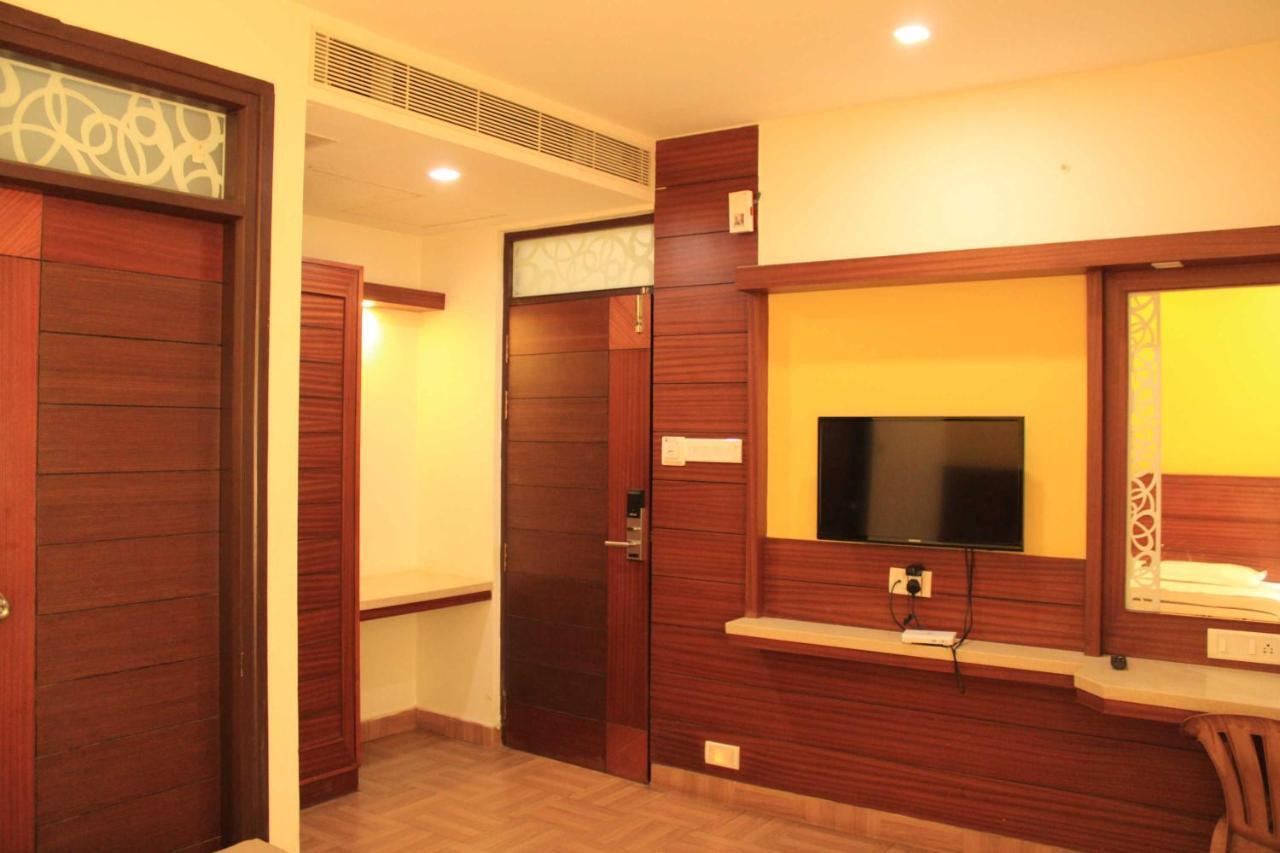 Hotel Venkadaramana Tower - Friendliness & Cleanliness Room Kumbakonam Exterior foto
